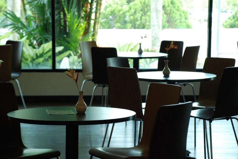 Likas Square Apartment Hotel Kota Kinabalu Kültér fotó