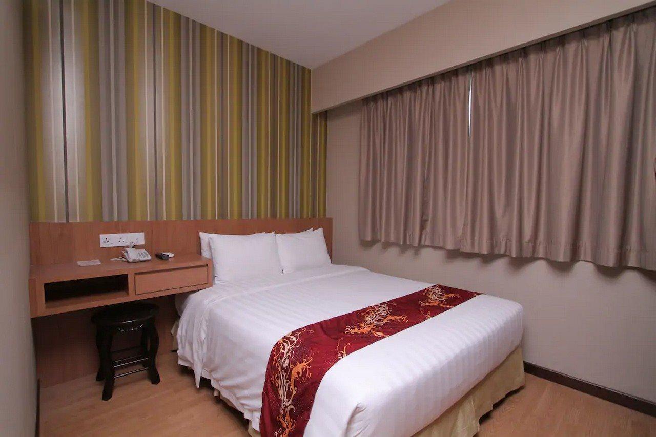 Likas Square Apartment Hotel Kota Kinabalu Kültér fotó