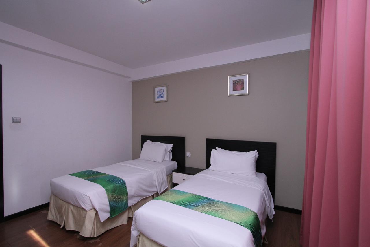 Likas Square Apartment Hotel Kota Kinabalu Kültér fotó