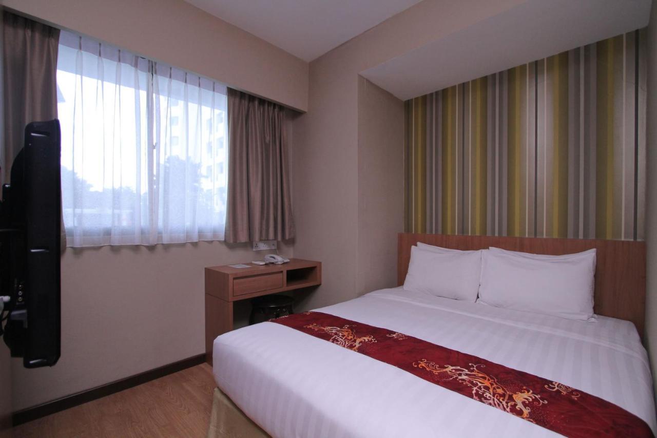 Likas Square Apartment Hotel Kota Kinabalu Kültér fotó
