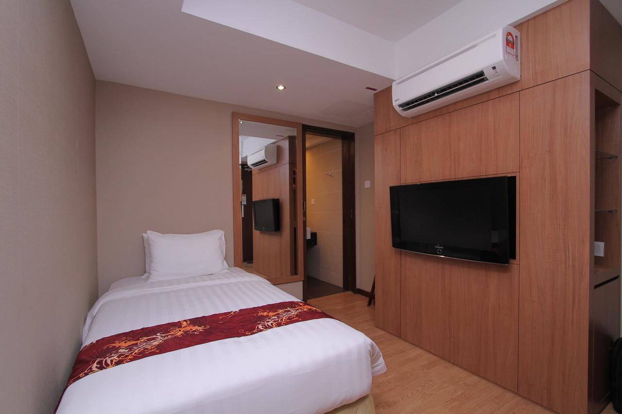 Likas Square Apartment Hotel Kota Kinabalu Kültér fotó